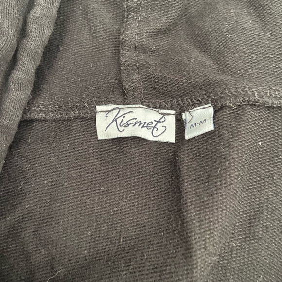 Size M plain black hoodie. - Picture 2 of 2